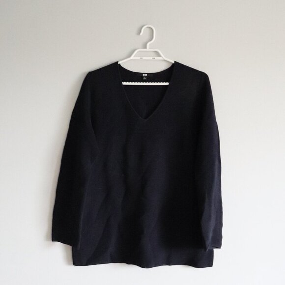 Uniqlo Men's Sz Lrg Blue V-Neck Ribbed Stretch Long Sleeve Pullover Sweater - Picture 1 of 11